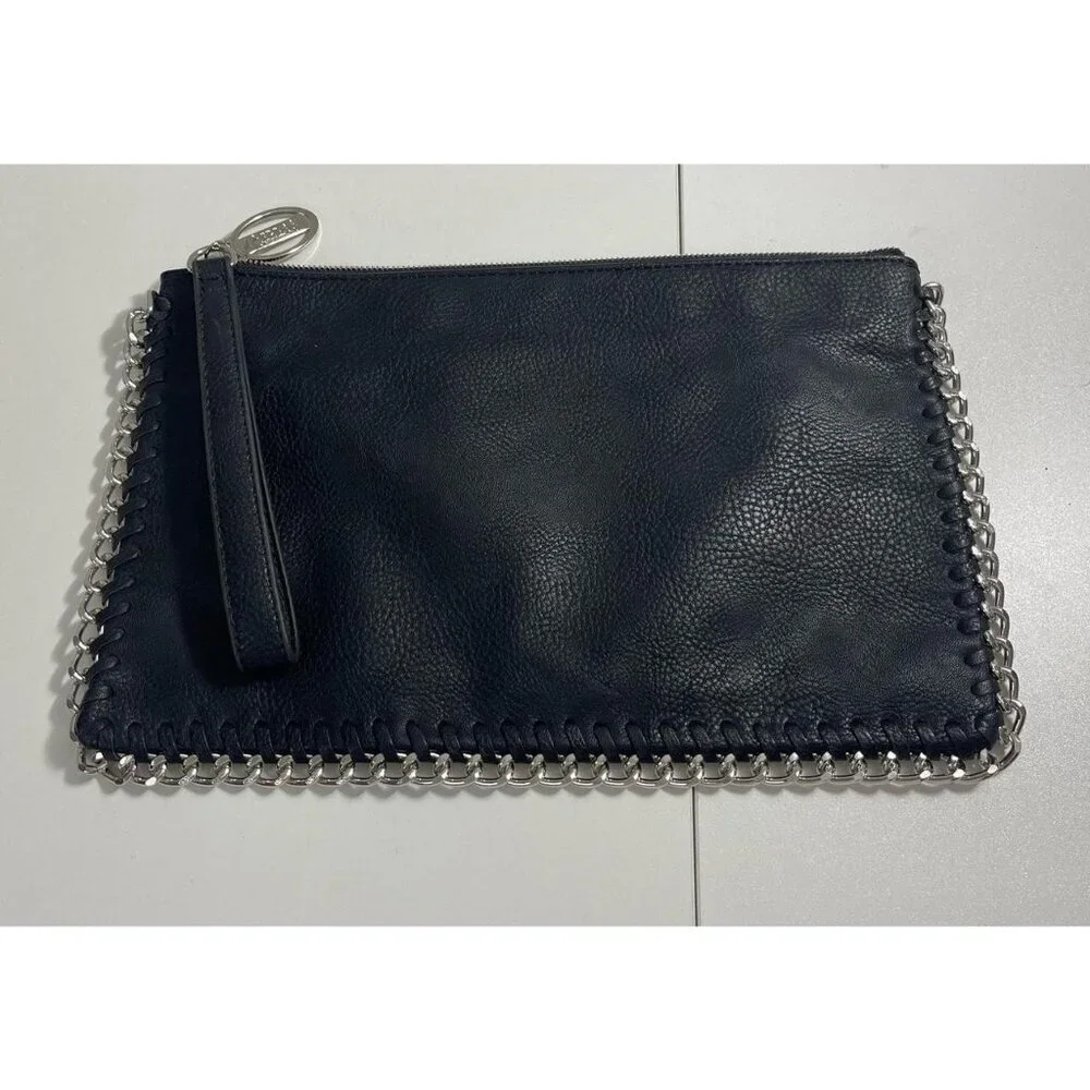 Carlos Santana Black and Silver Chain Edge Wristlet. - Picture 1 of 3